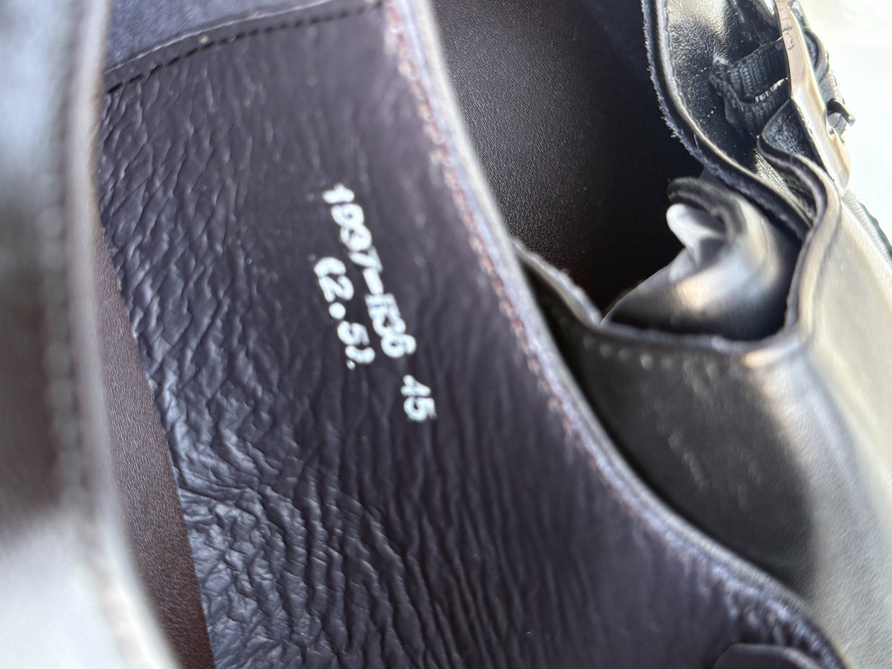 Herrenschuhe: Lederschuhe Größe 45 – Neu und originalverpackt aus Vacallo von cri_229f 5