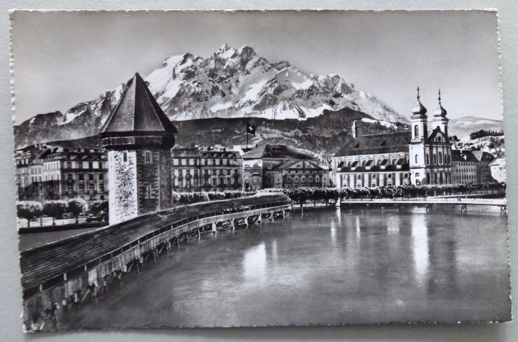 Cartoline postali: Luzern, Kapellbrücke mit Pilatus – Usato da Fétigny venduto da Billy2miny
