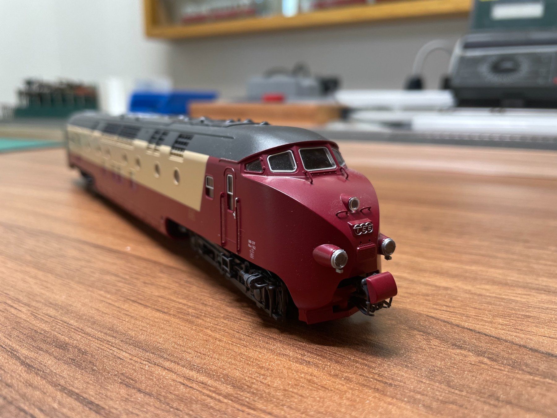 Roco Modellini di ferrovie: Roco TEE-Dieseltriebzug RAm der SBB in DC analog – Usato da Villmergen venduto da Mfritz 4