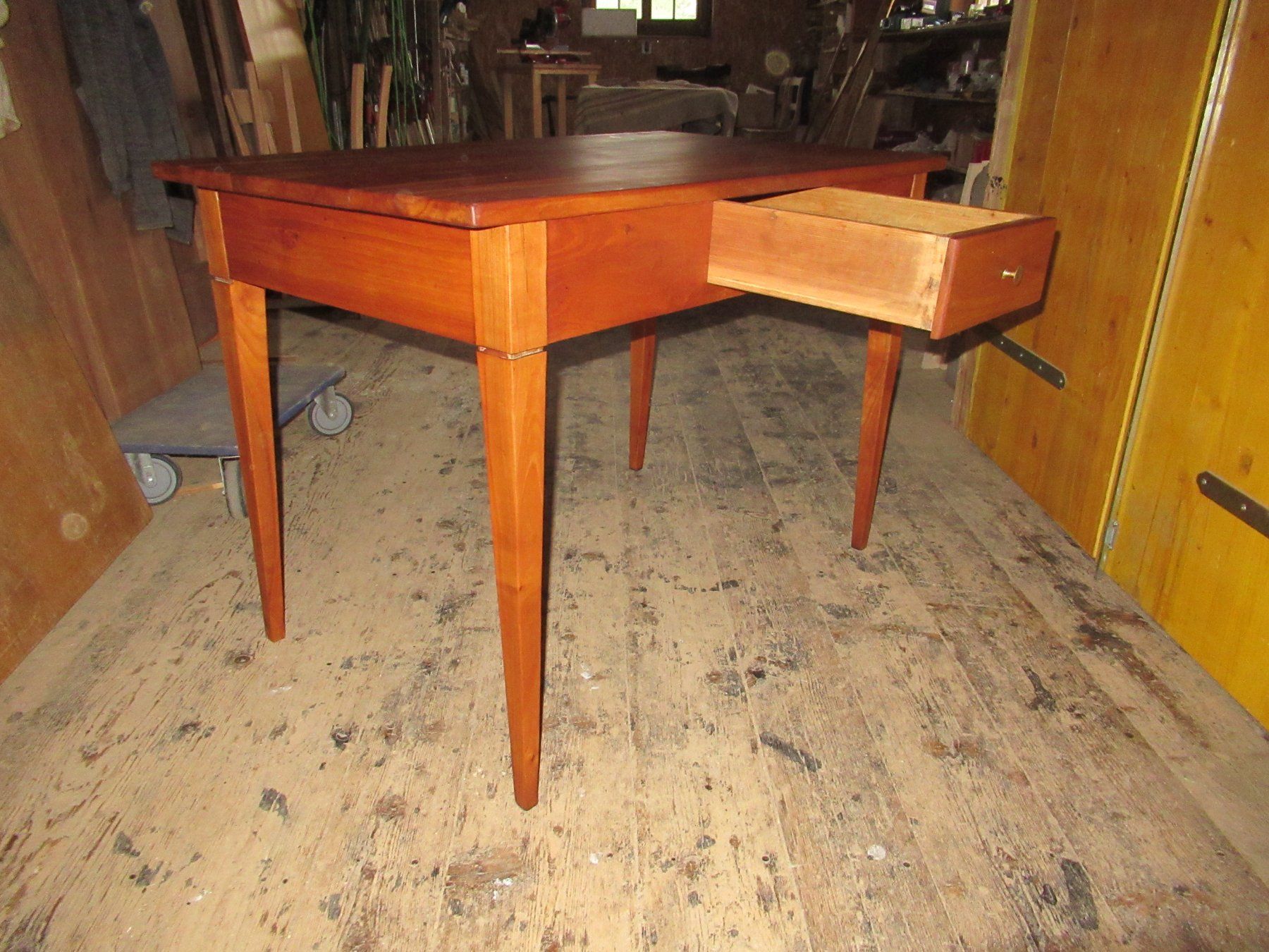 Tables: Antiker Tisch (Kirschbaum/110) – D'occasion à Berg SG par Pizza58 1