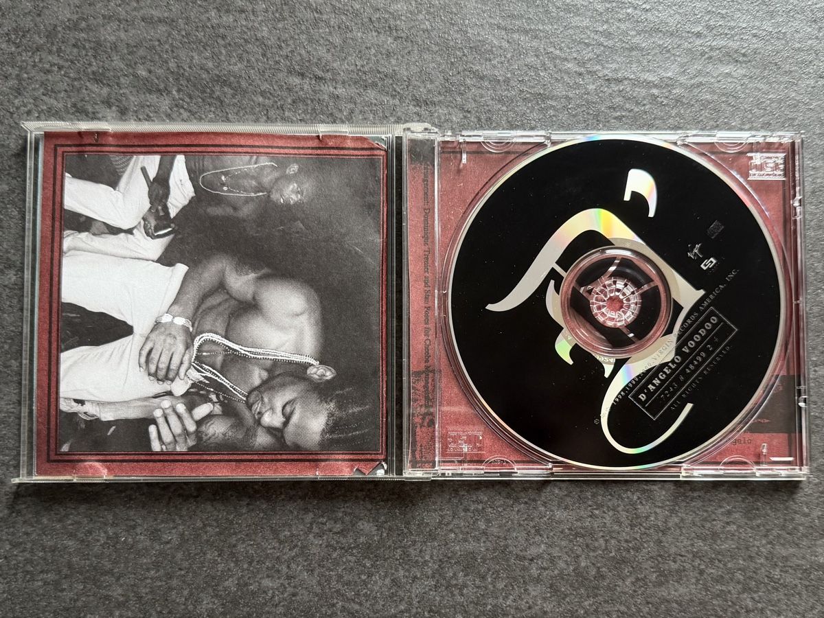 CDs: D'Angelo Voodoo CD – D'occasion à Zürich par cENS0R 2