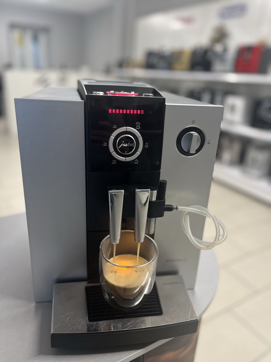 Jura Macchine per caffè & Macchine per espresso: JURA F7 – Usato da Gränichen venduto da Luma.KaffeeMaschinen 4