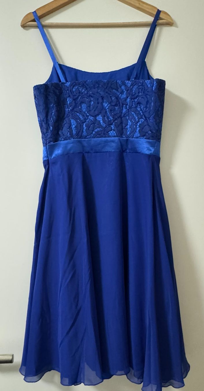 Kleider: Elegantes blaues Kleid mit Spitze Gr. 38 – Neu (gemäss Beschreibung) aus Zürich von pamleano 1