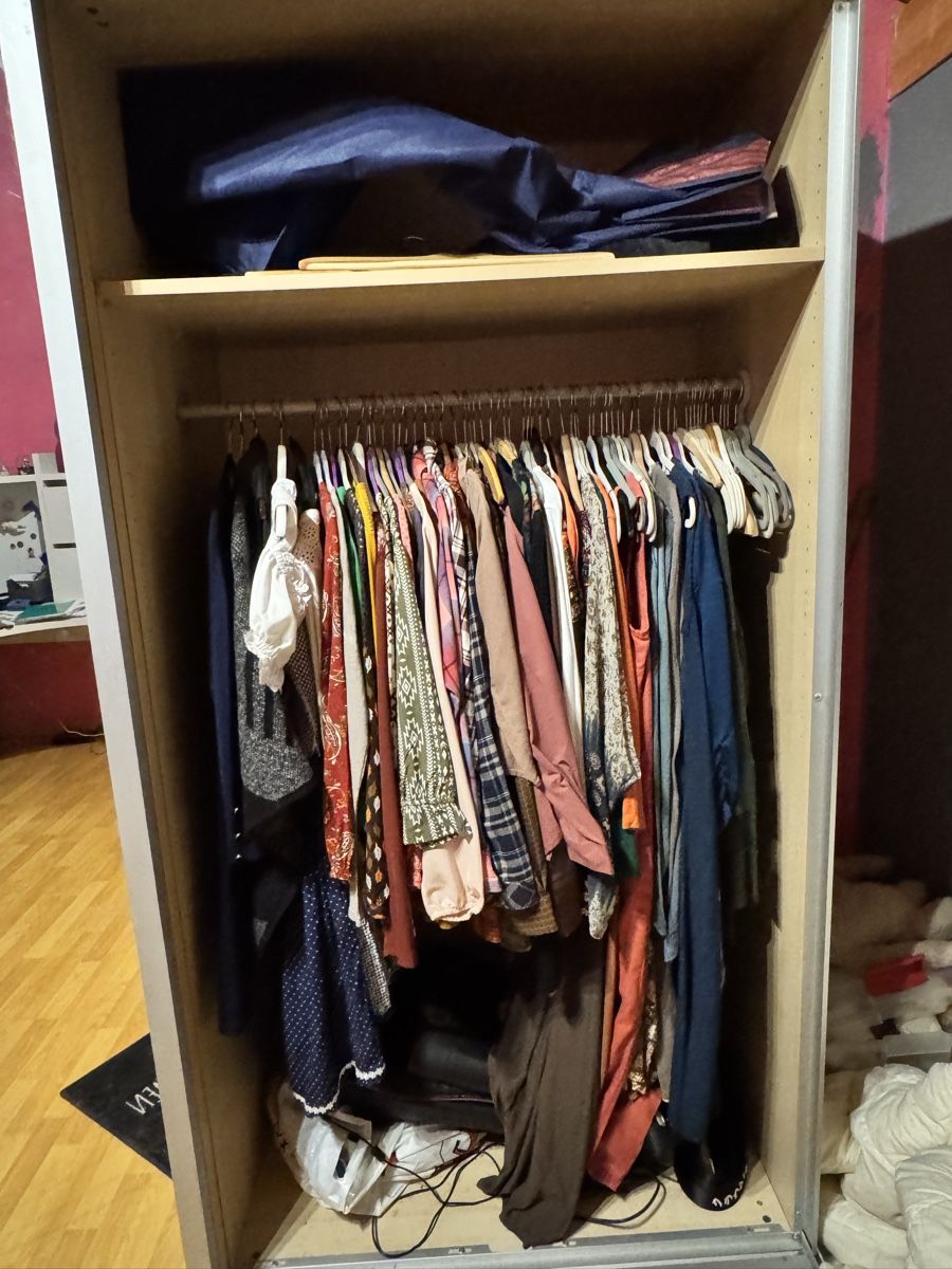 Ikea Armoires: IKEA-Kleiderschrank – D'occasion à Cazis par Deezlila 2