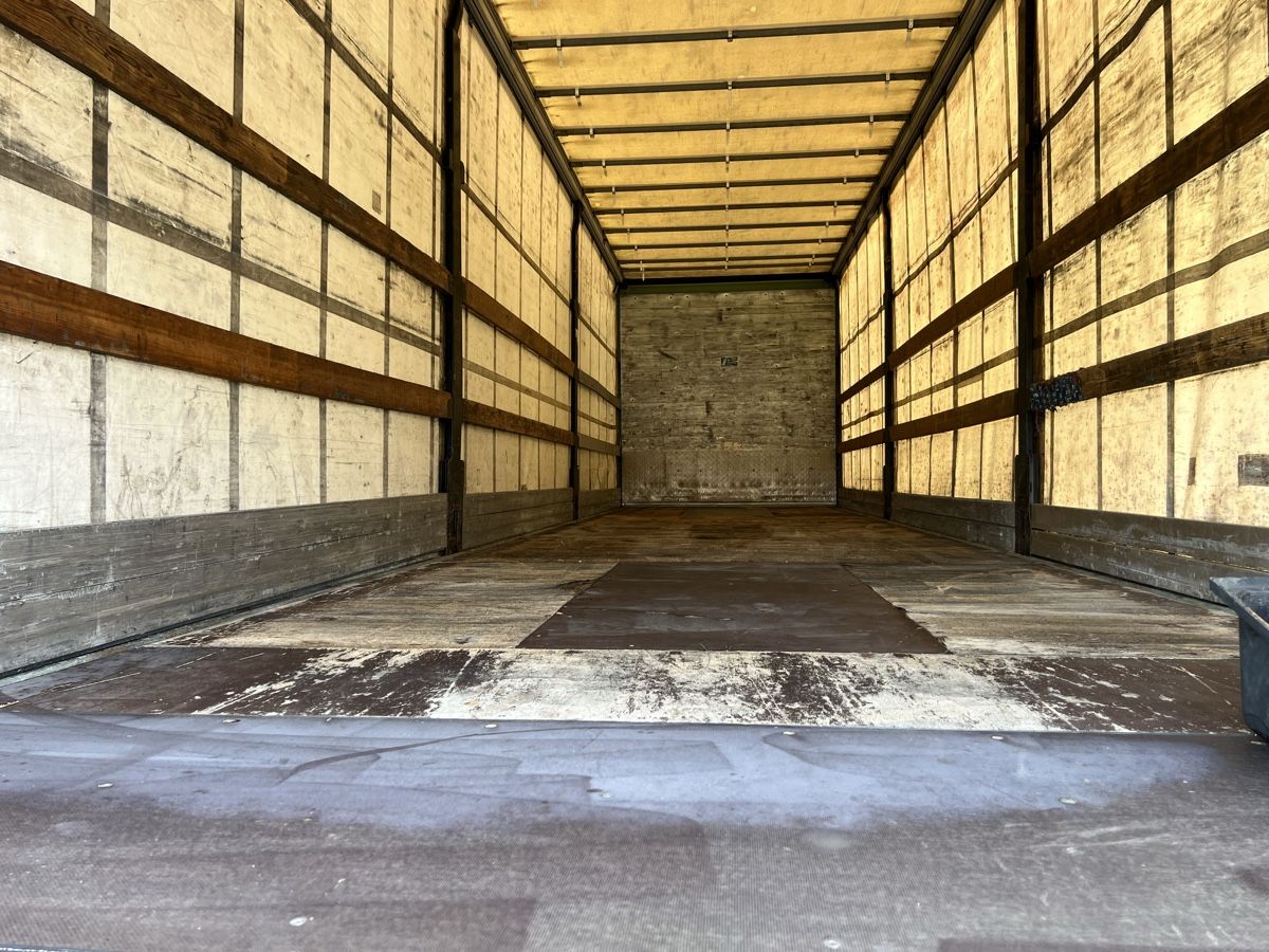 Lastwagen: City Sattelauflieger Schwarzmüller – Gebraucht aus Gansingen von Immotrans 2