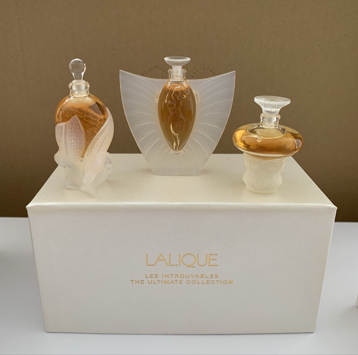 Lalique Profumi & Eau de Toilette: 3 Parfum Miniature Lalique – Nuovo (secondo la descrizione) da Hochdorf venduto da Blume007