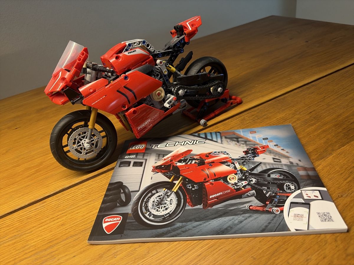 Lego Kit di costruzioni: LEGO Technic Ducati Panigale V4 R 42107 – Usato da Stetten AG venduto da gelb332
