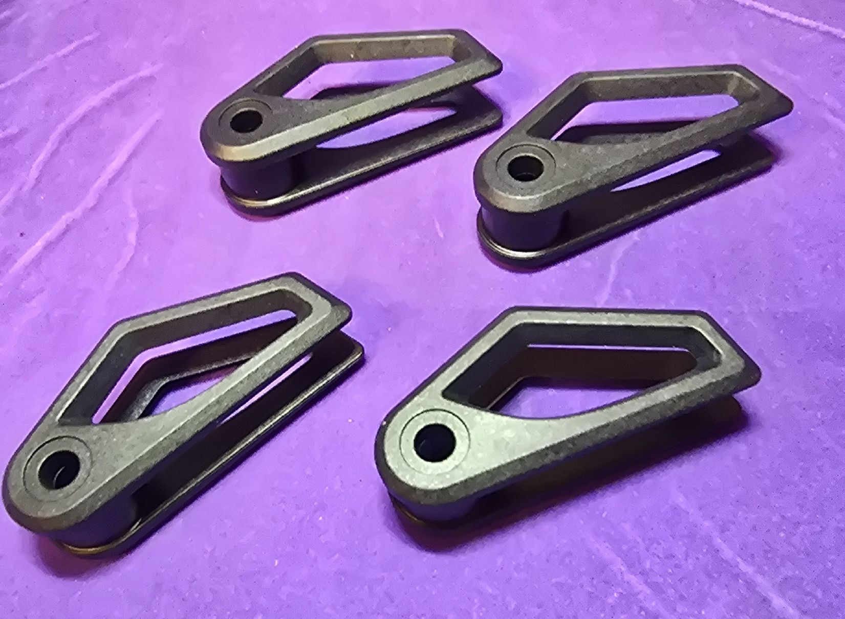 Ersatzteile: 4x Kettenführung – Neu (gemäss Beschreibung) aus Wangs von Restposten.Garage 5
