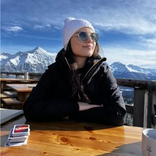 Profile image of mic_75d9