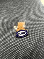 Anstecker Bär mit Band FLAWA