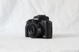 Canon EOS M50 mit 2 Objektiven