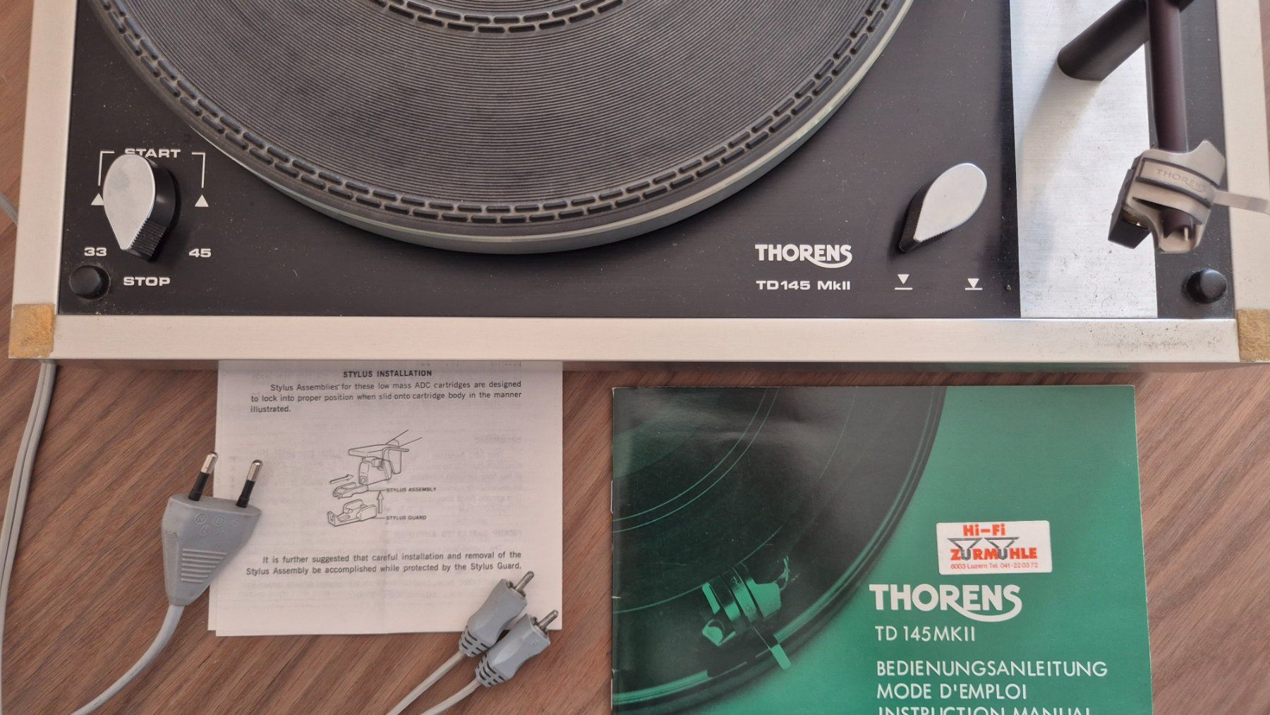 Thorens Tourne-disques: Plattenspieler  Thorens – Défectueux à Kriens par Subito04 5