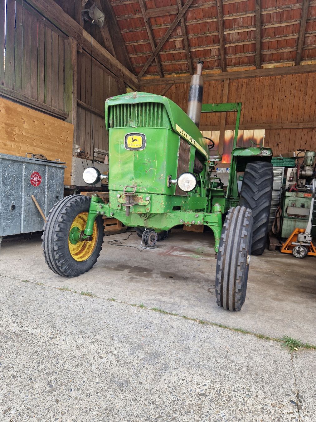 John Deere Traktoren: John Deere 3120 – Gebraucht aus Roggliswil von _IHC_ 5