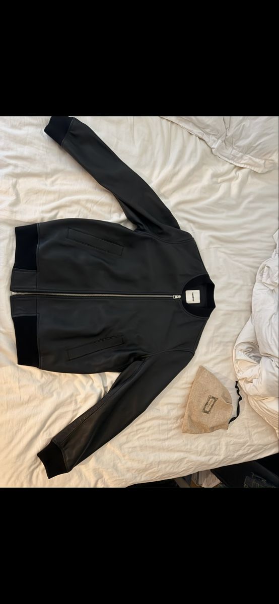 Sandro Giacche: SANDRO BLACK LEATHER JACKET – Nuovo (secondo la descrizione) da Visp venduto da 98o_bv89