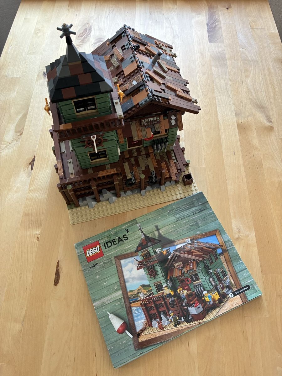 Lego Kit di costruzioni: Lego 21310 – Usato da Felsberg venduto da clb3