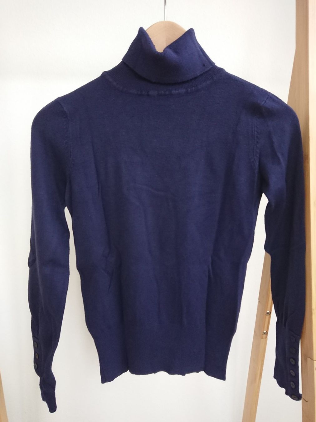 Zebra Maglioni & Felpe: Rollkragenpullover Zebra Gr. S Dunkelblau – Usato da Hallau venduto da CHACLA
