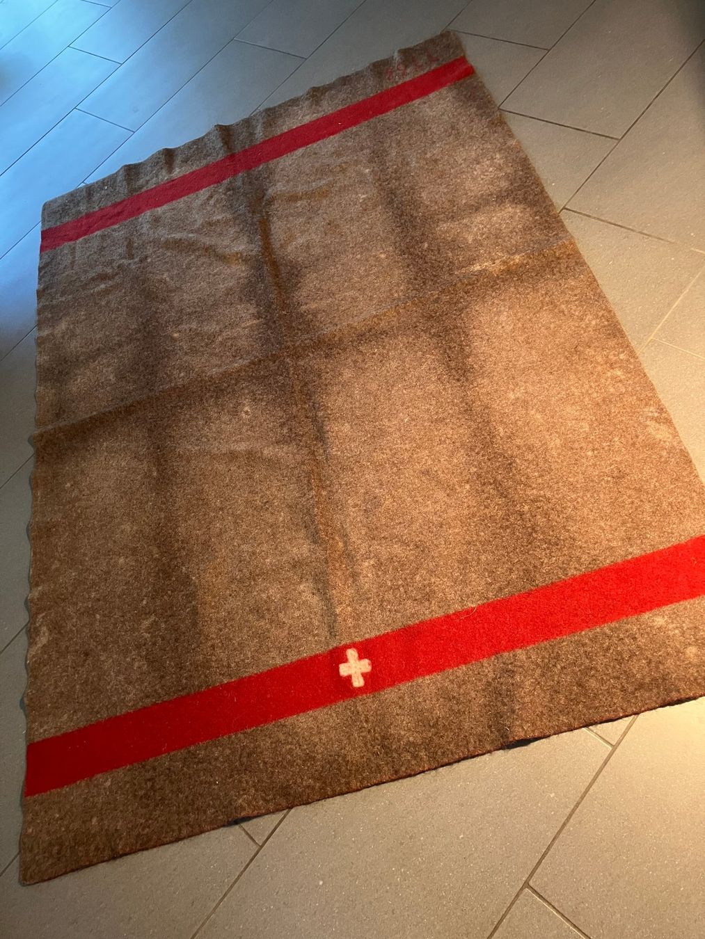 Schweizer Armee Coperte: Original Schweizer Armeedecke Wolle TT52 – Usato da Winznau venduto da gugi2009