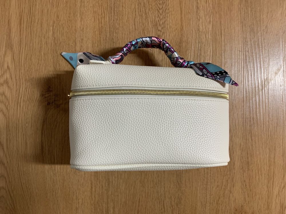 Kosmetiktasche „Just A Girl Who Loves Horses“ – Leinenstoff, 25x19 Cm, Geschenkidee