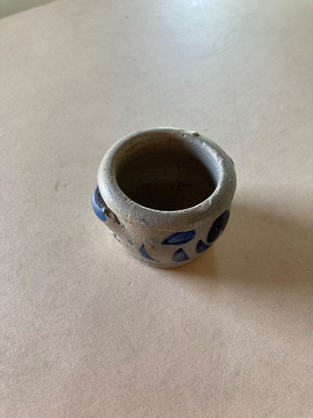 Casseroles: Mini-antikes Steinzeug Töpfchen, Vintage – D'occasion à Schenkon par Angelikahu 1