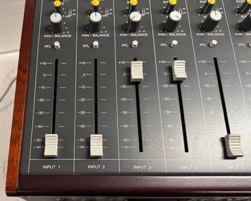 Console di mixaggio: Revox C 279 Mischpult – Usato da Suhr venduto da Audiobruno 1
