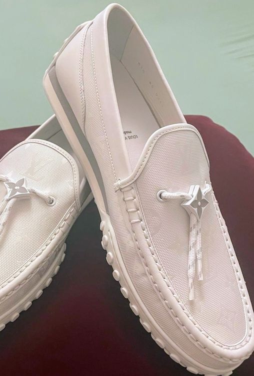 authentic-stylish-white-louis-vuitton-loafers-size-10-42-kaufen-auf