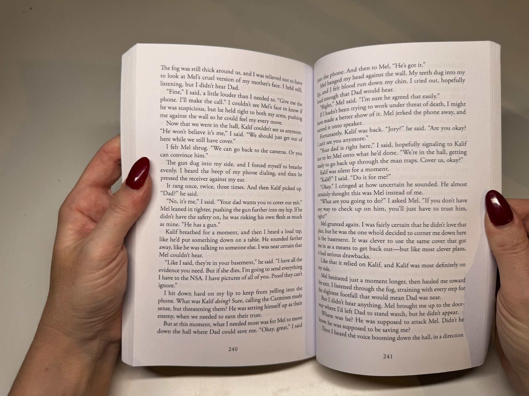 Libri: NOVEL: Janci Patterson, A Thousand Faces – Usato da Grosswangen venduto da English_books 8