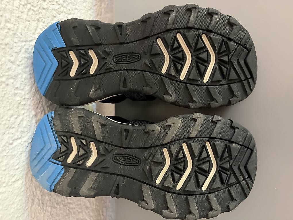 Keen Scarpe per ragazzi: Sandalen Keen Gr. 27/28 – Usato da Biberen venduto da Flocke83 2