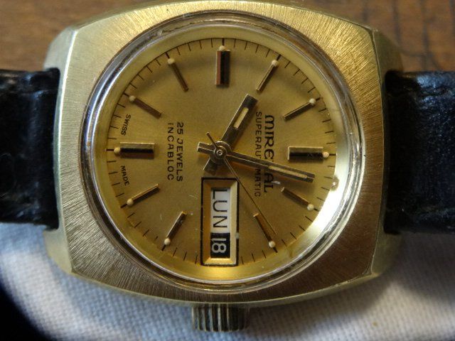 Mirexal Montres: MIREXAL DAMEN UHR.25JEW.SUP-AUTOMAT.DAT.TAG. SCHÖN LÄÜFT – D'occasion à zürich par ahmad01