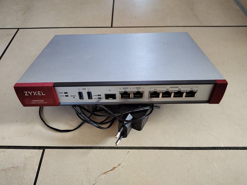 Zyxel Firewall: ZyXel ZyWall VPN 100 Firewall – Usato da Waltenschwil venduto da Rcherf 1