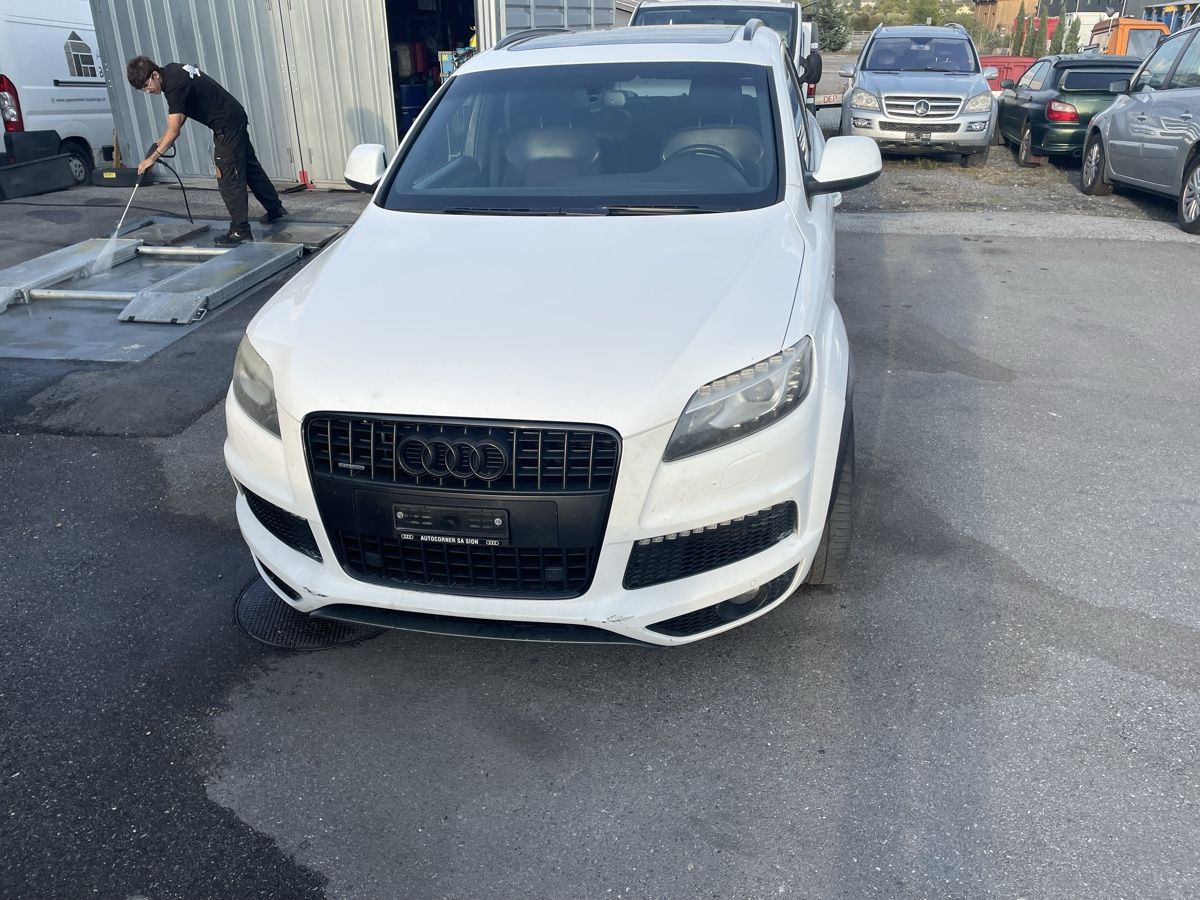 Audi Automobili: SUV Audi Q7 3L essence – Usato da Vétroz venduto da aut_s8yd