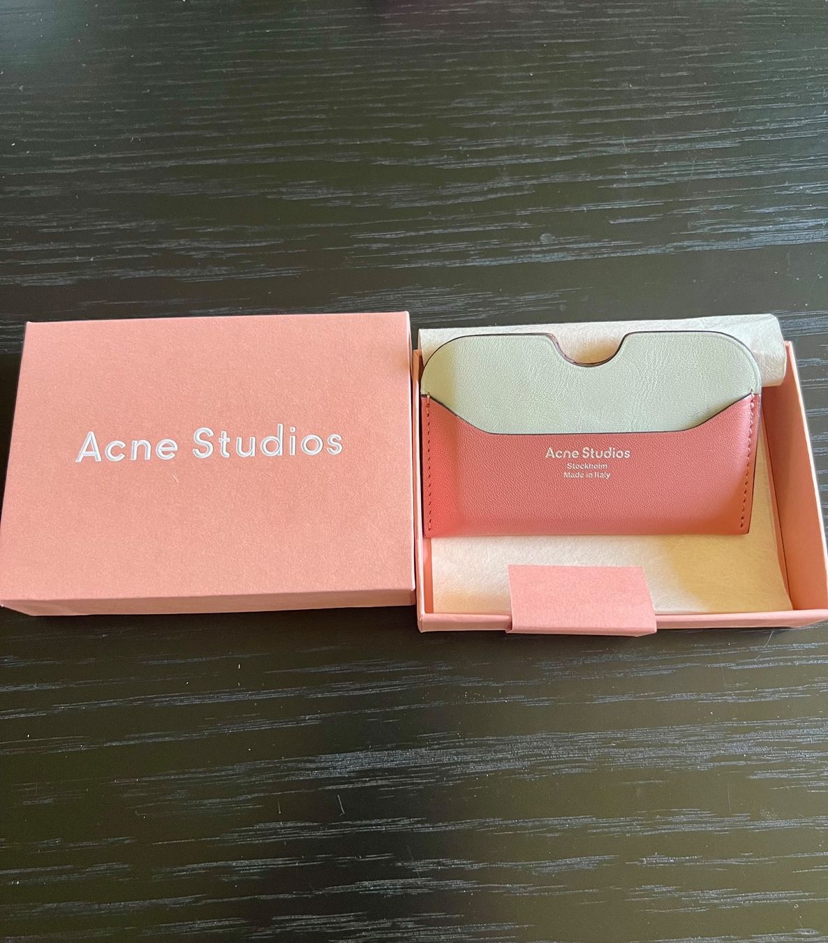 Sonstige Kleidung & Accessoires: Acne Studios Kartenetui – Gebraucht aus Zurich von Jul_wr5m