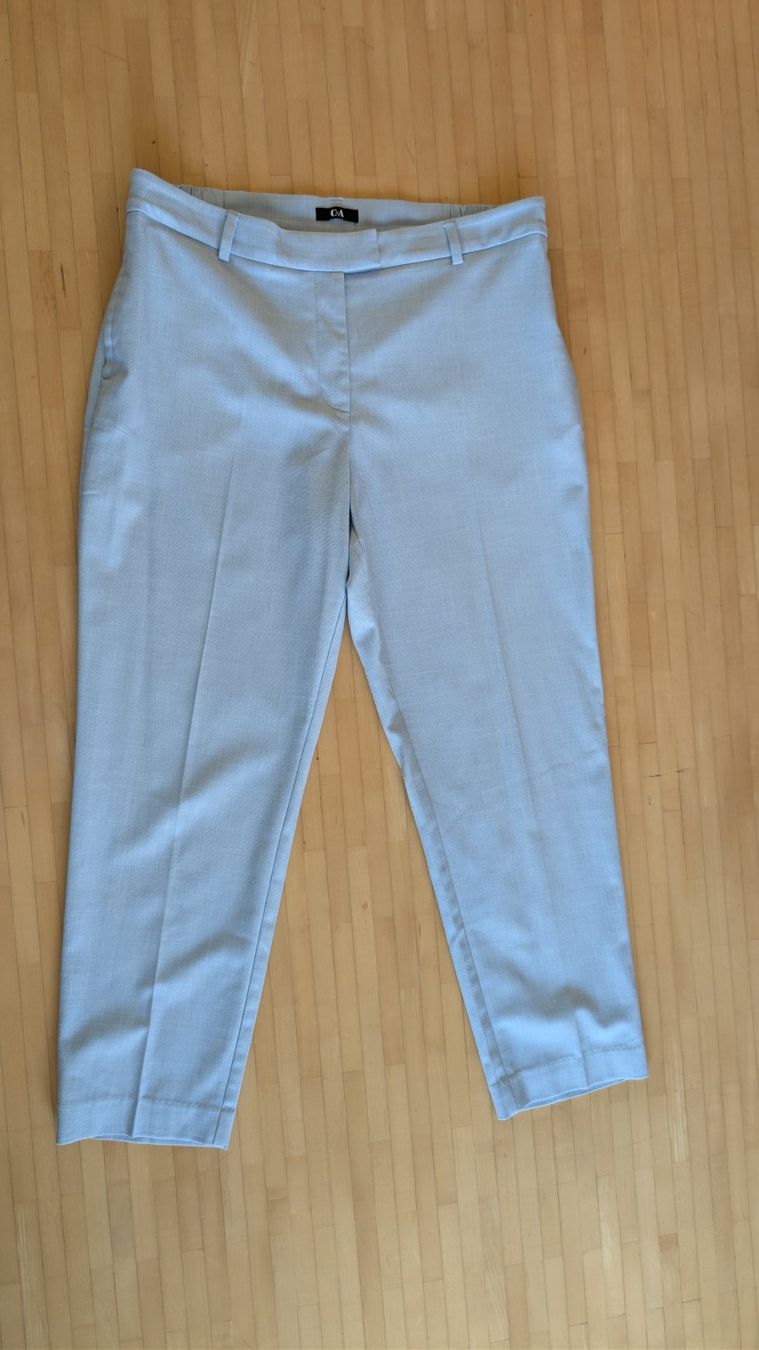 C&A Pantaloni: C&A Elegante Stoffhose Hellblau, Gr. 44 – Usato da Adliswil venduto da coconut1289