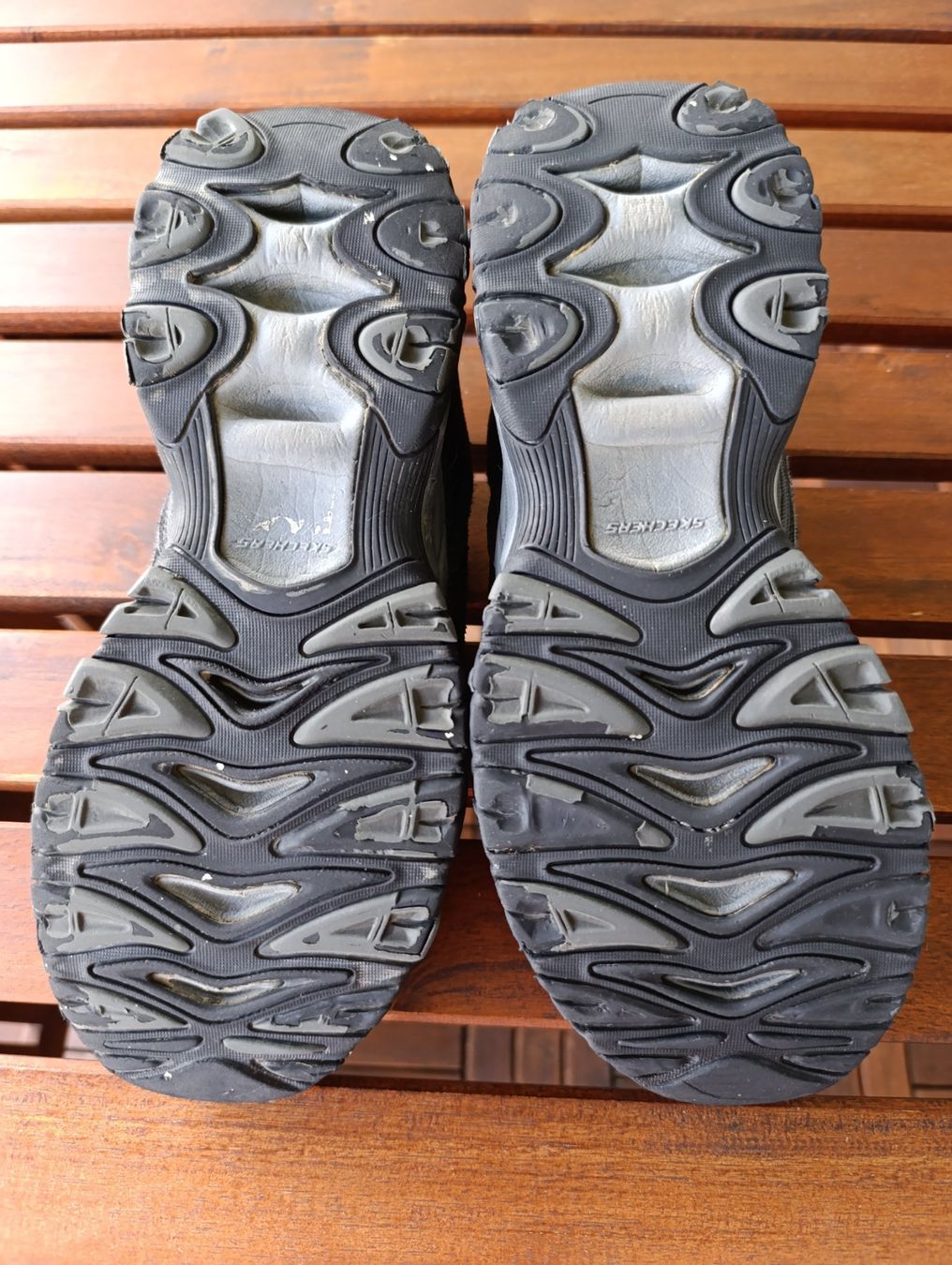 Skechers Herrenschuhe: Sketchers Sneakers, Gr. 40 – Gebraucht aus Zürich von VorlonShadow 8