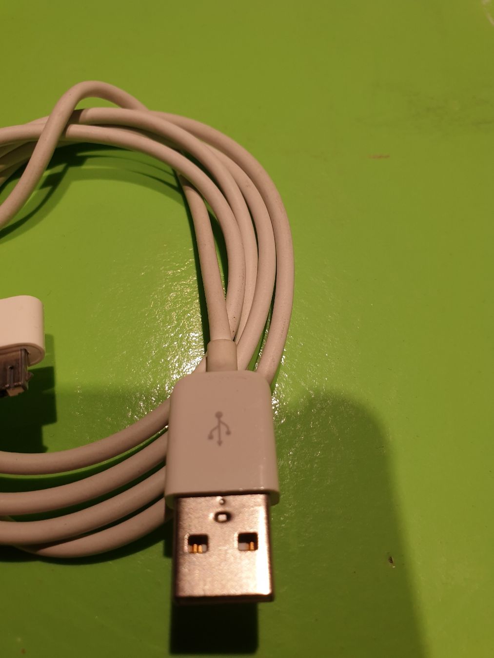 Apple Cavi: Ladekabel weiss für Apple iPad oder iPad (24) – Usato da Ittigen venduto da Ziok187 1