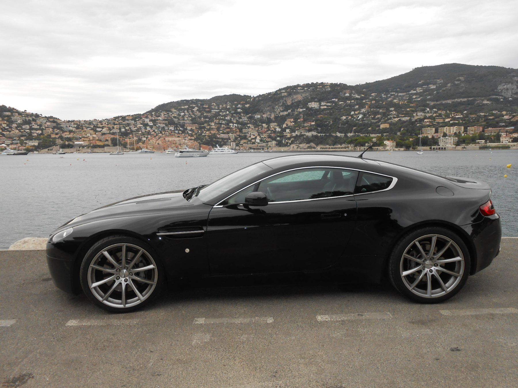 Aston Martin Automobili: Aston Martin Vantage V8 – Usato da Arch venduto da Gigi130 2