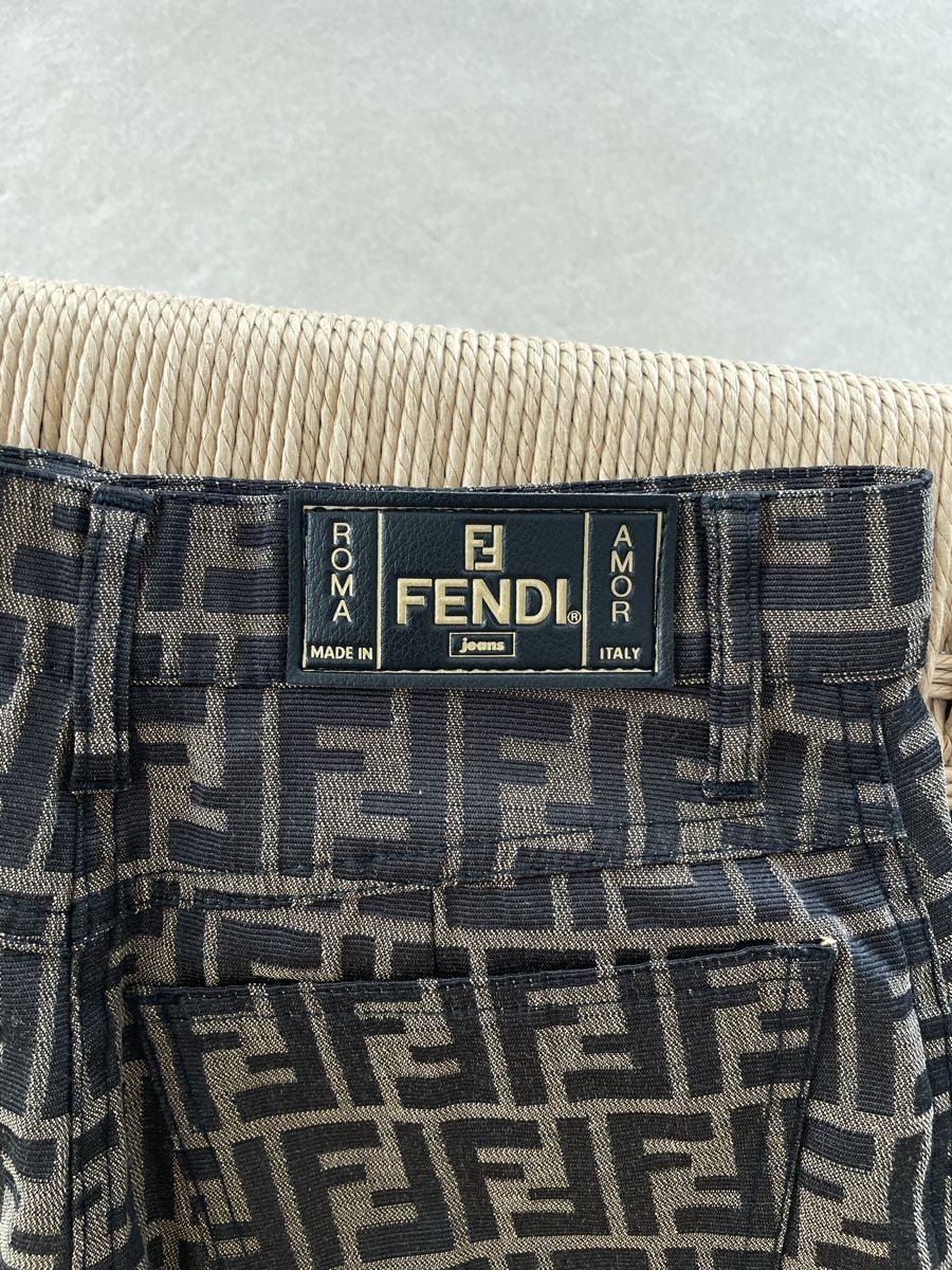 Fendi Röcke: Fendi Rock Grösse S – Gebraucht aus Herrliberg von askmary