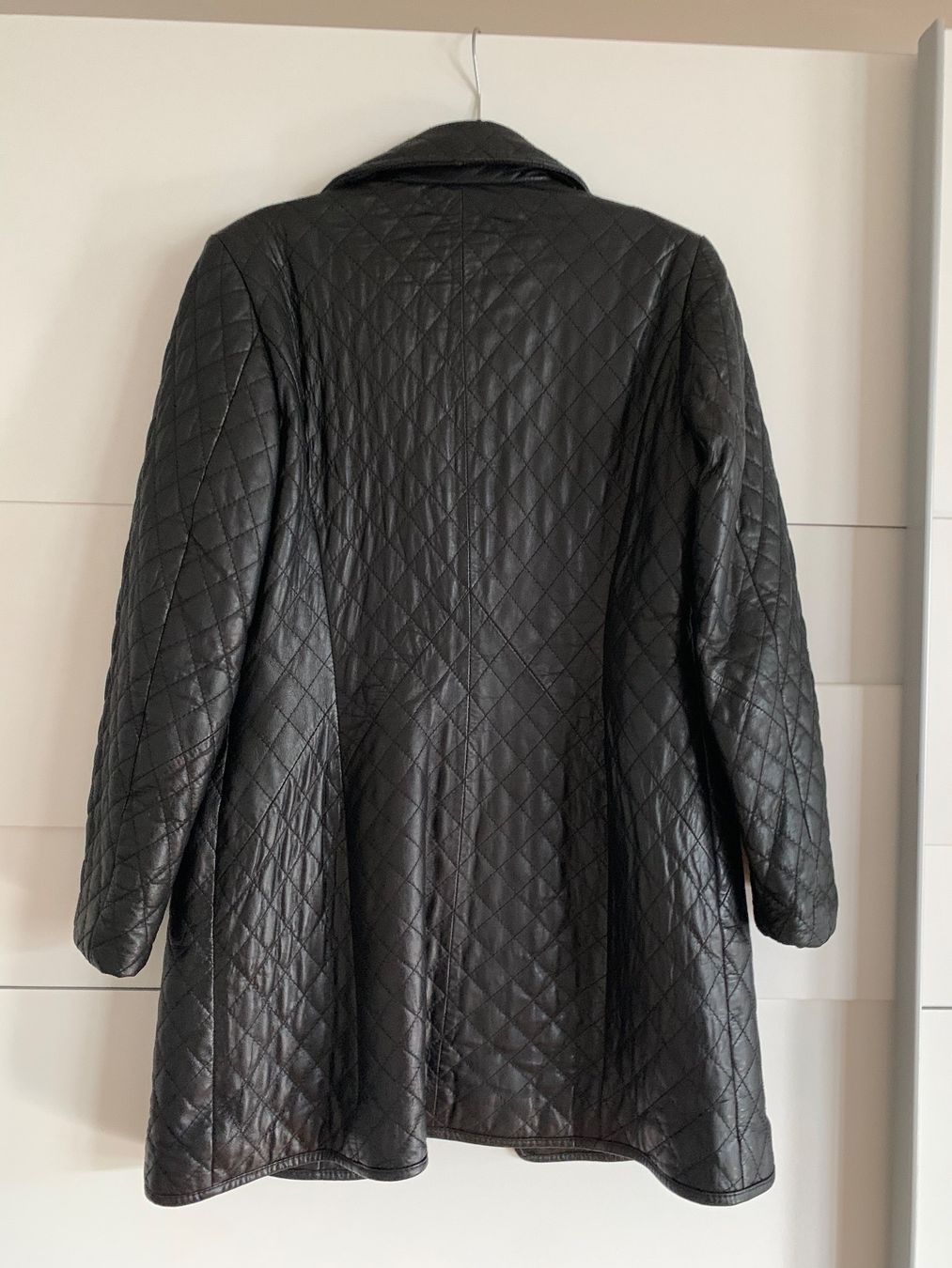 Cappotti: Neiman marcus lammleder mantel – Usato da Zürich venduto da Nikuska32 2