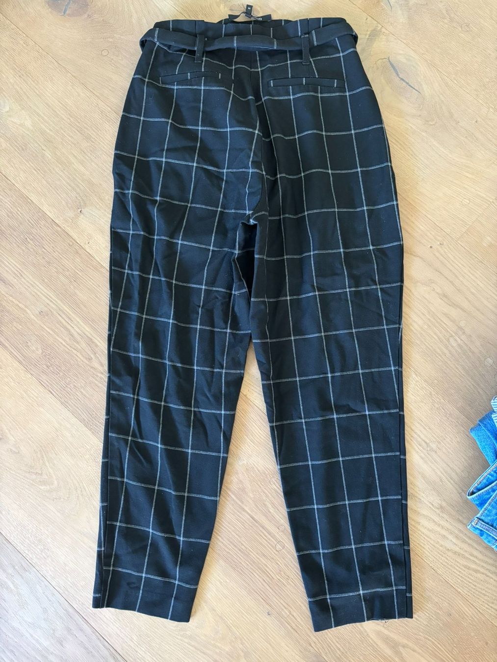 Pantaloni: ONLY Hose mit Karomuster, Gr. 36 – Usato da Pfäffikon ZH venduto da sunshine9500 2