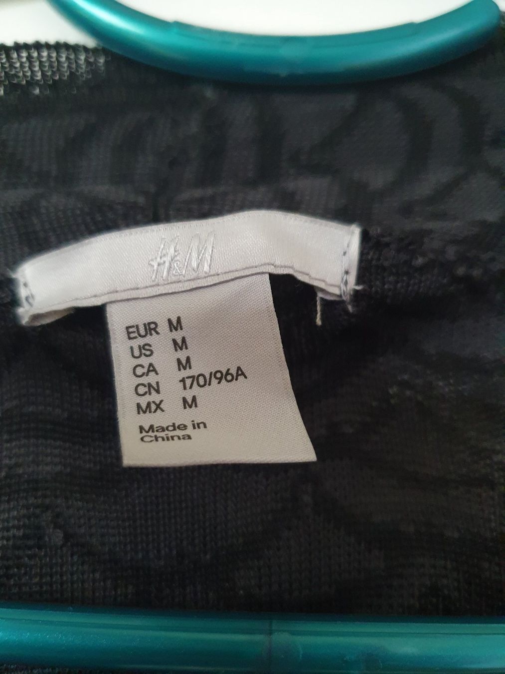 H&M Maglioni & Felpe: Schwarzer Cardigan von H&M, Grösse M – Usato da Kloten venduto da Hektor44 2
