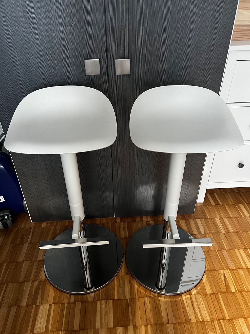 Ikea Sgabelli: JANINGE Barhocker weiss – Usato da Zürich venduto da AngelaS1989