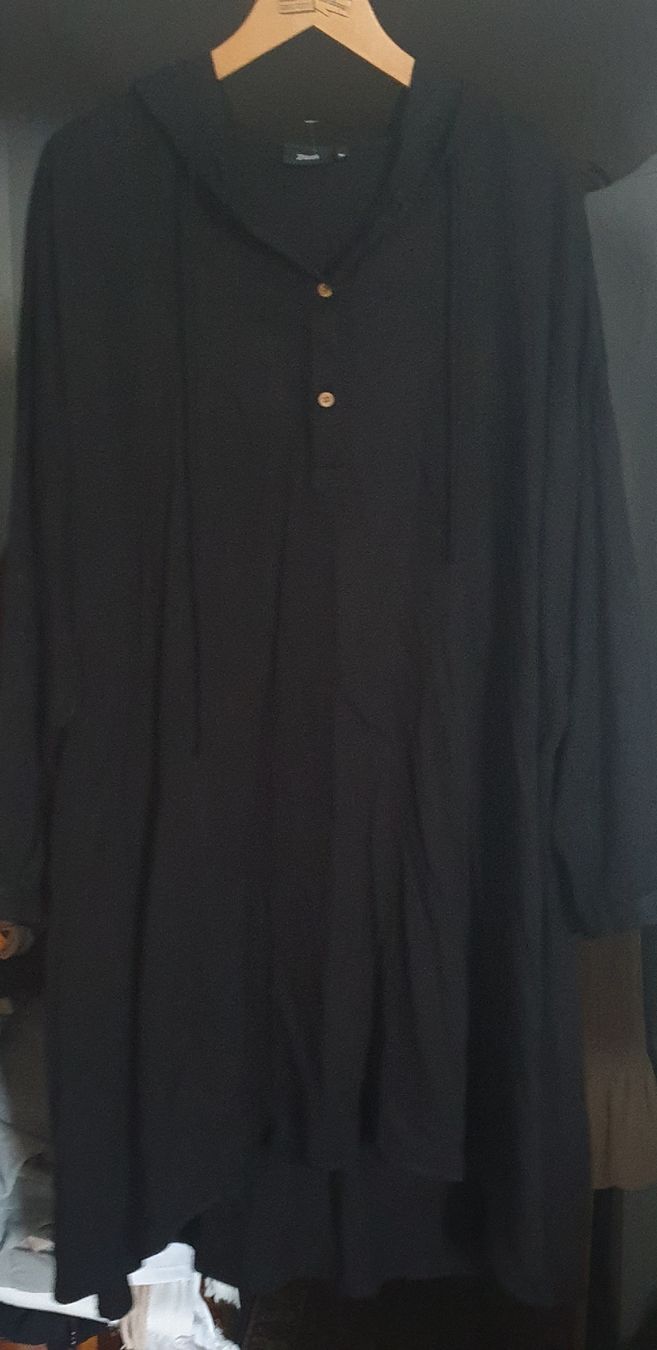 Vestiti: Zizzi neues Kleid Gr. XL – Nuovo (secondo la descrizione) da Frenkendorf venduto da Moon111