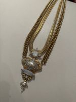 Goldene Halskette mit Perlen & Kristall
