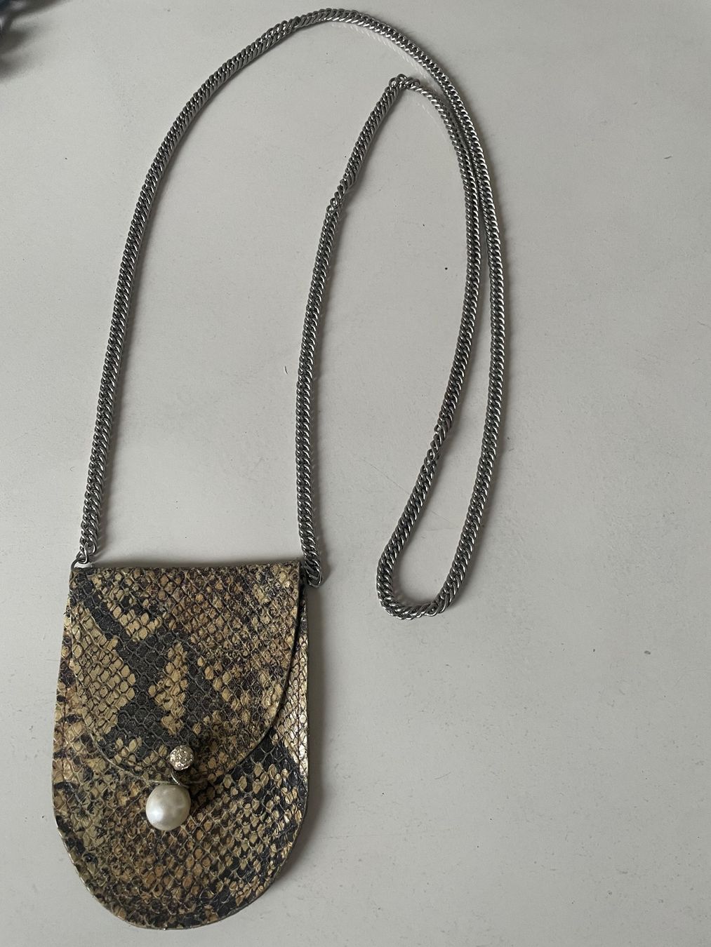 Sacs femmes: Mini Tasche Python - Kleine Handtasche – D'occasion à Minusio par Pink222 1