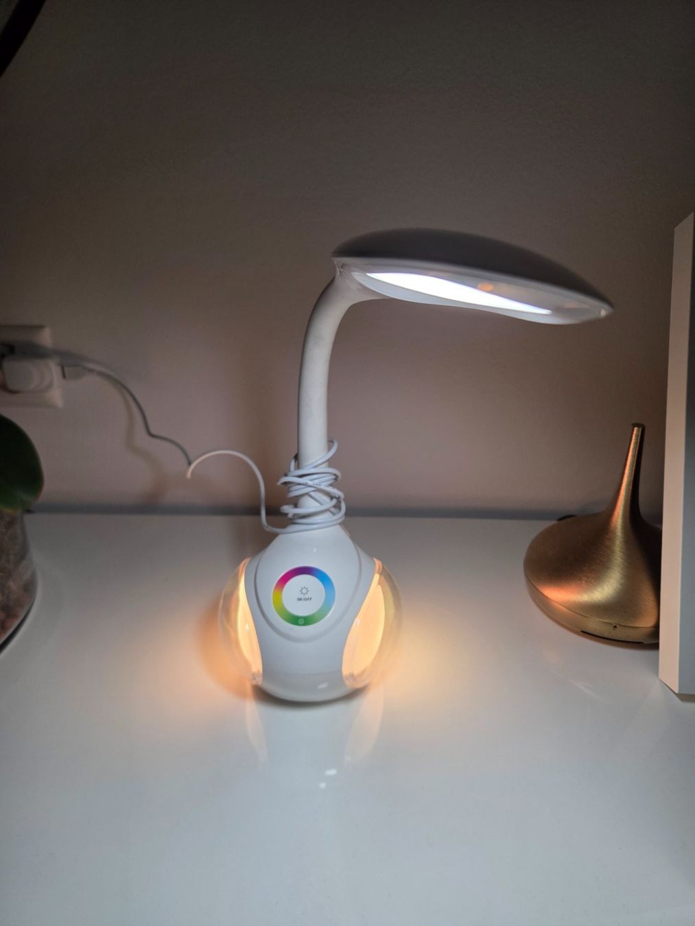 Lampade: Tisch Lampe Led – Usato da Kloten venduto da Senolf 3