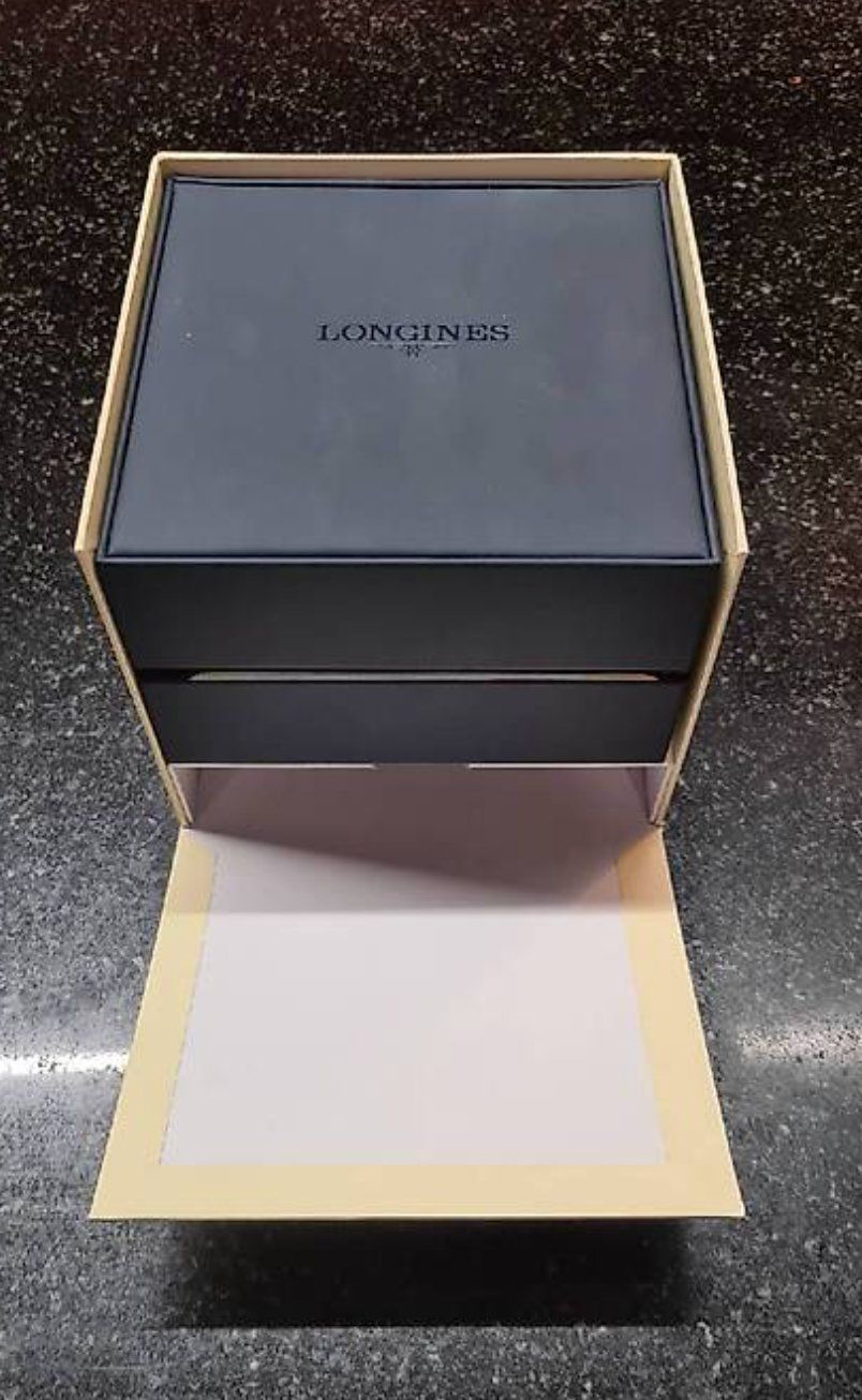 Uhrenboxen: Longines Uhrenbox aus Holz – Gebraucht aus Zürich von Serz 1