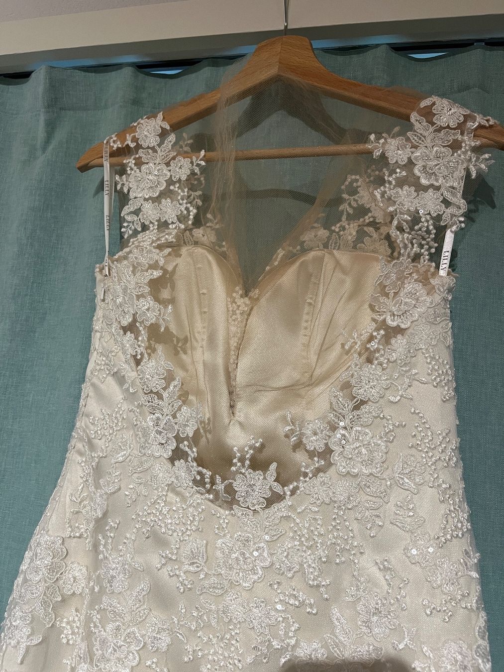 Vestiti: Hochzeitskleid Grösse 38 – Usato da Sarmenstorf venduto da jani91 7