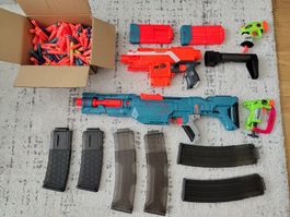 Nerf Stryfe im Set wie NEU, viel Zubehör