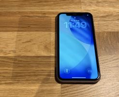 iPhone 11 128GB – neuwertig, 100% Akku