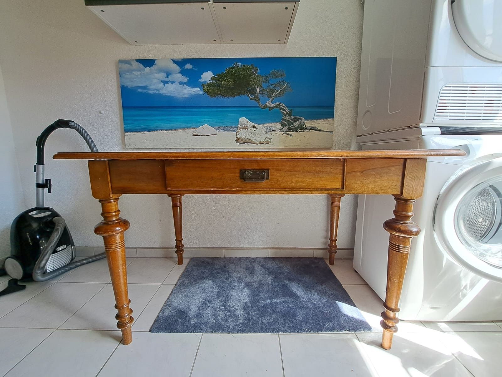 Tavoli: Antiker Biedermeier Tisch – Usato da Laufen venduto da jer_w9tl 1
