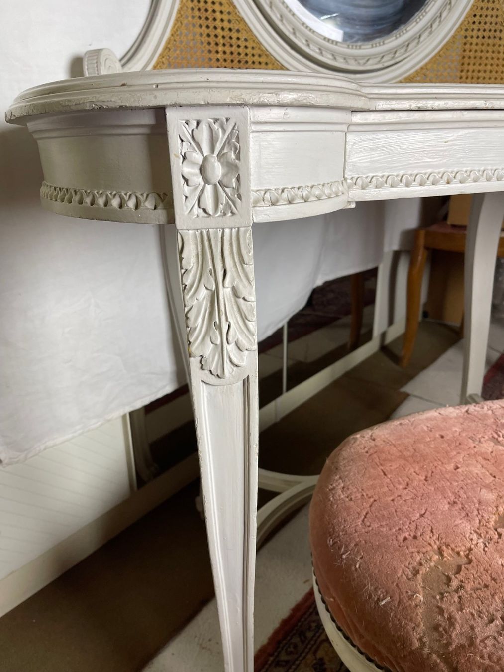 Schminktische: Coiffeuse style Louis XVI avec tabouret et table d'appoint – Gebraucht aus La Croix (Lutry) von Sporades 2